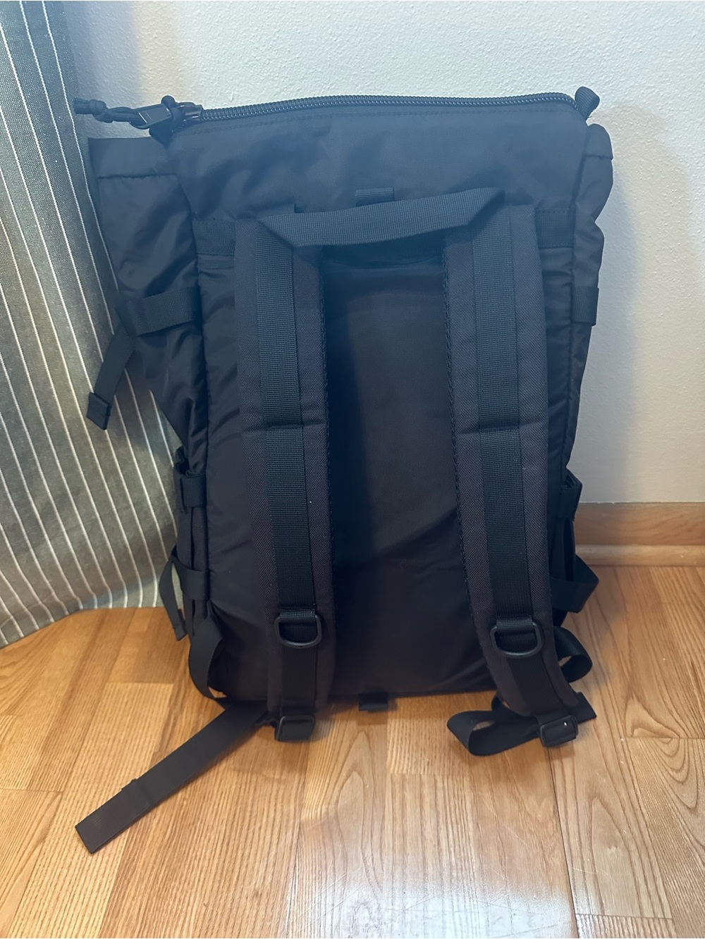 Topo Designs Black Rover Pack Classic Backpack - Picture 8 of 8